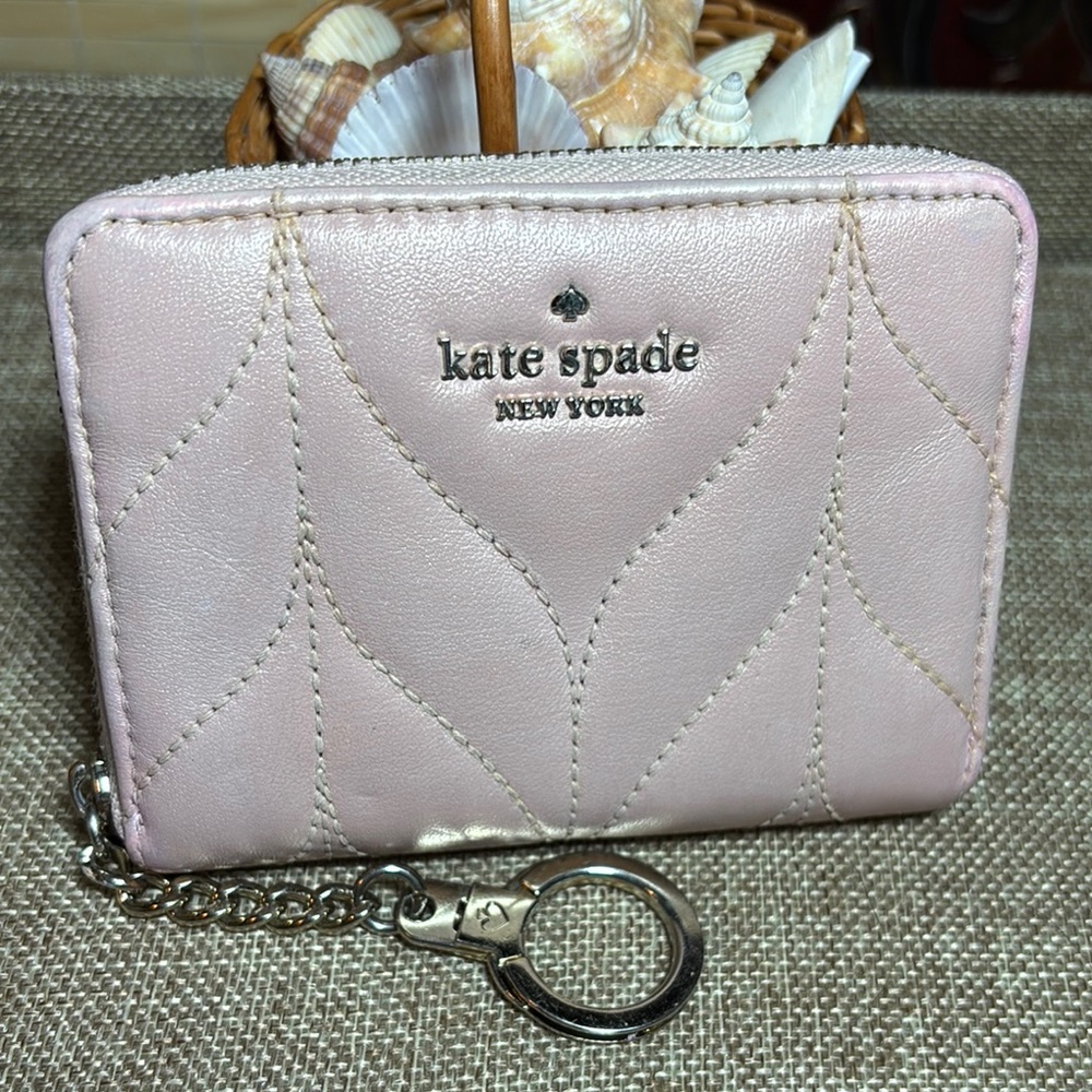 kate spade Wallet Coin Silver Metal Key Chain Pull Pink Quilted Leather Retouchd